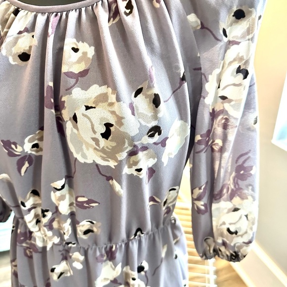 Vintage Floral Dress - Picture 3 of 12